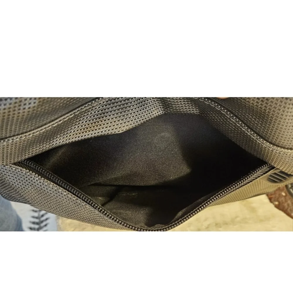 TUMI Black & Gray Backpack with Multiple Compartments Padded Straps Great Cond